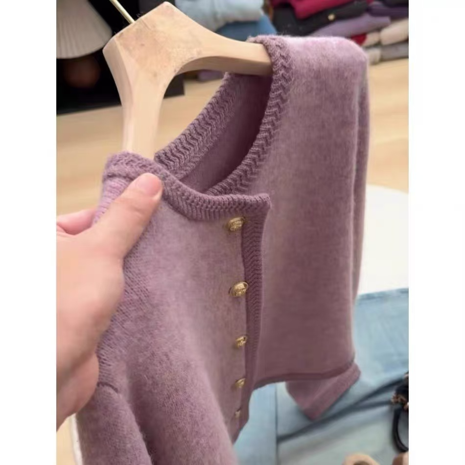 奶芋金扣小香！版型超好！加厚冬季外套宽松针织毛衣女显白洋气6329