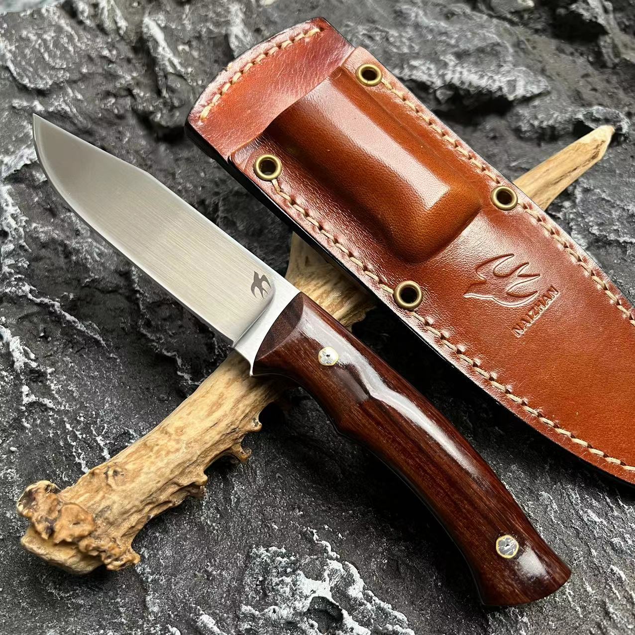 【耐战】聂雨  乌兹钢拉丝面大平磨酸枝木手柄户外中直