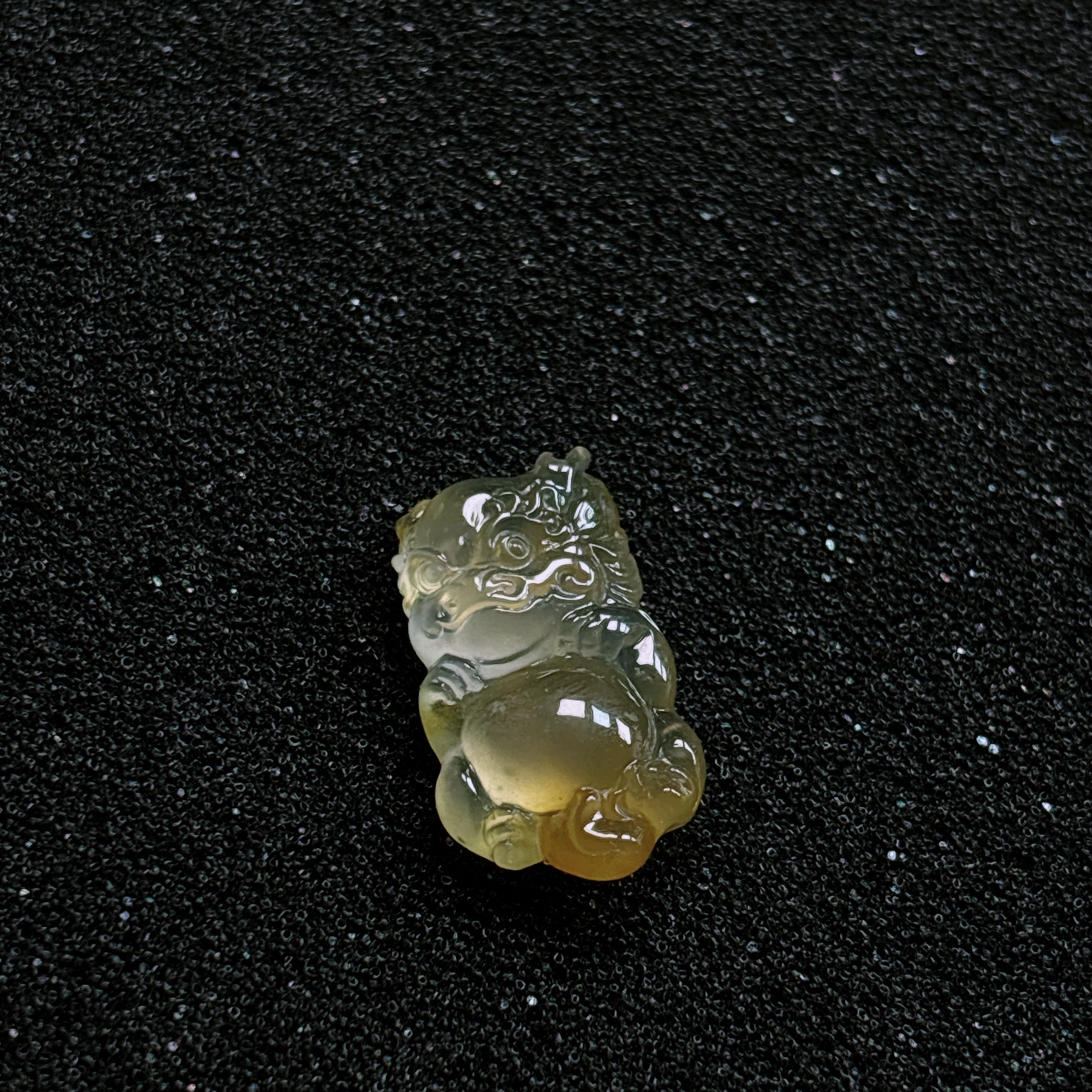 缅甸天然翡翠a货生肖卡通龙种好肉质细腻工艺精致镶嵌设计配戴美