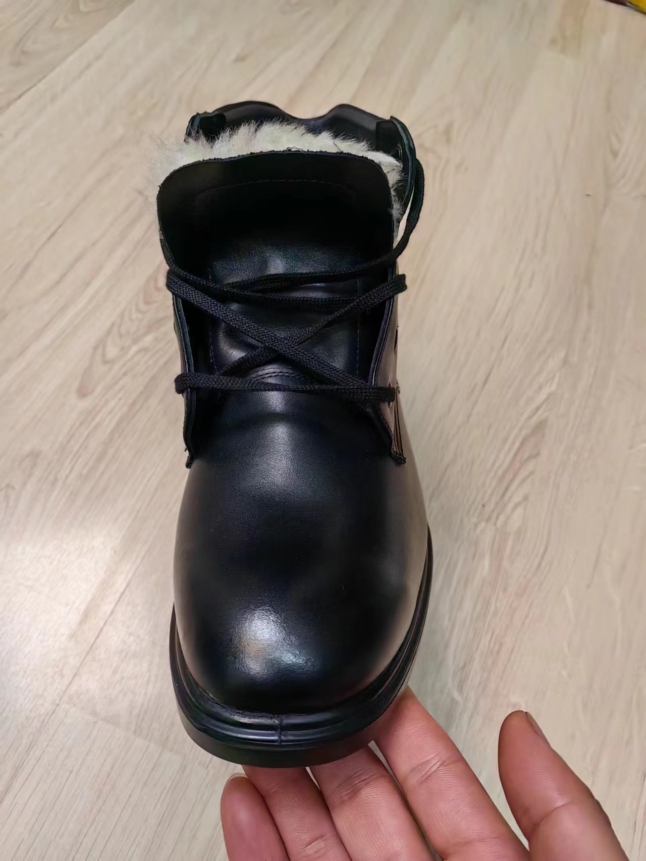 黑色防寒棉皮靴牛皮羊毛