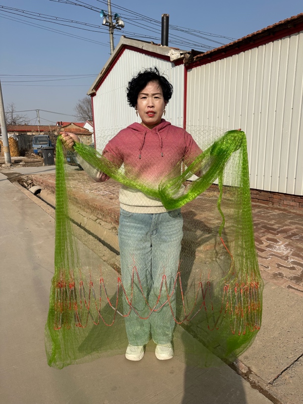 软丝鱼线捕鱼一指半网眼，掉完兜四米左右！全网双死扣！