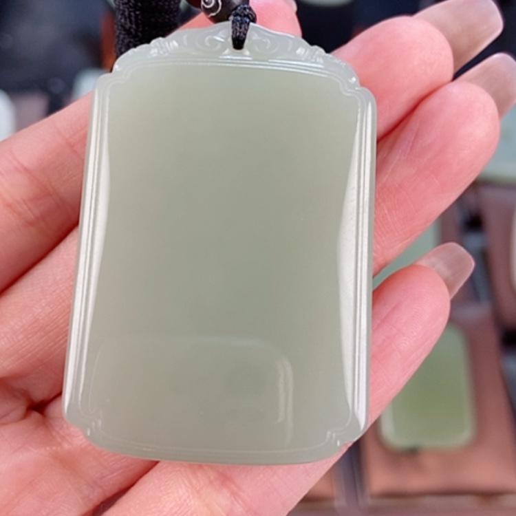 【闪购商品】和田玉颈饰未镶嵌