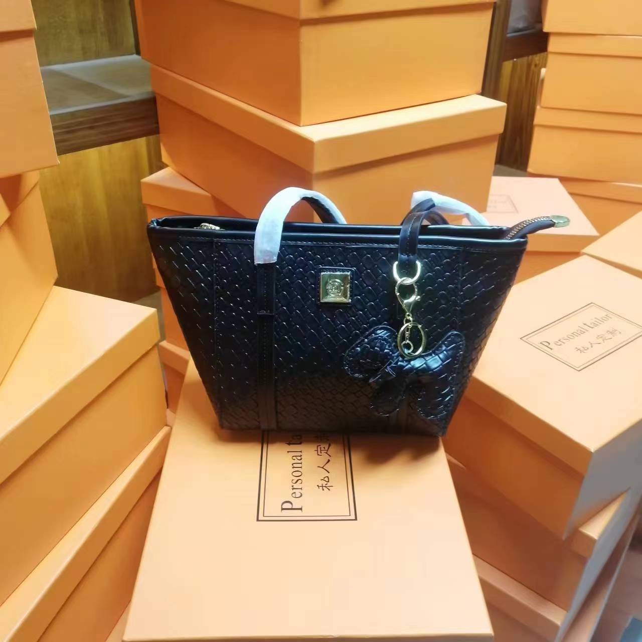 小孤品 6106  黑色  高品质女包 （限购1单 ）