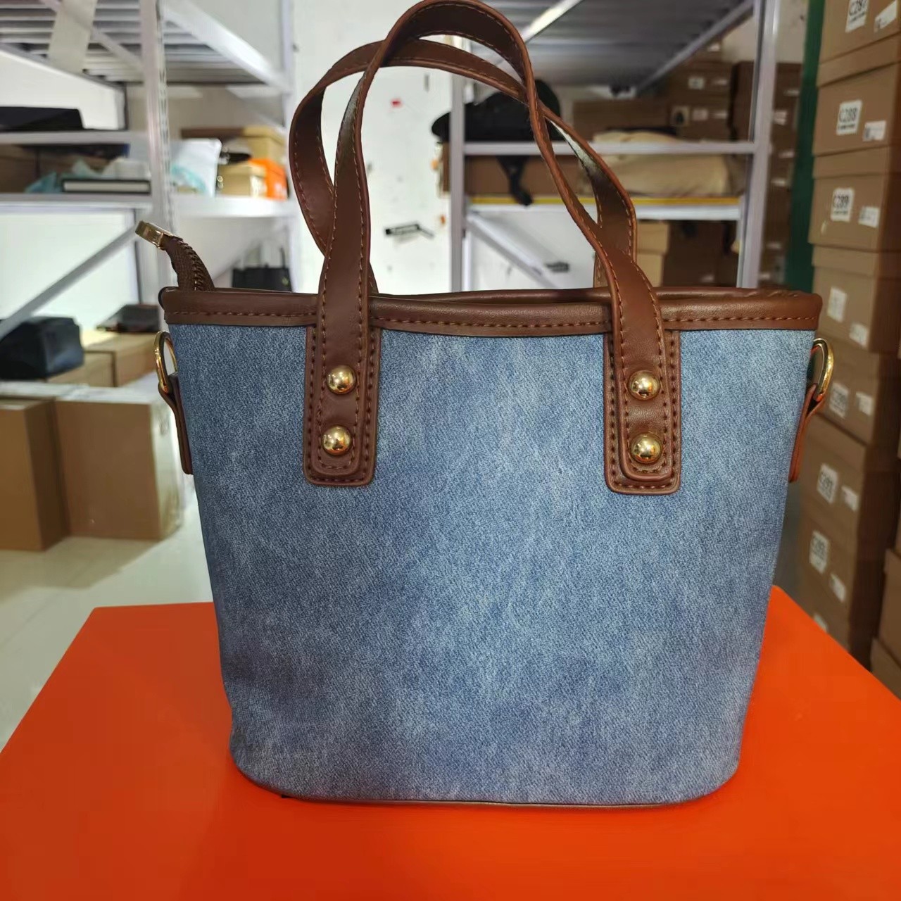 孤品 8820 蓝色 高品质女包 （限购1单 ）