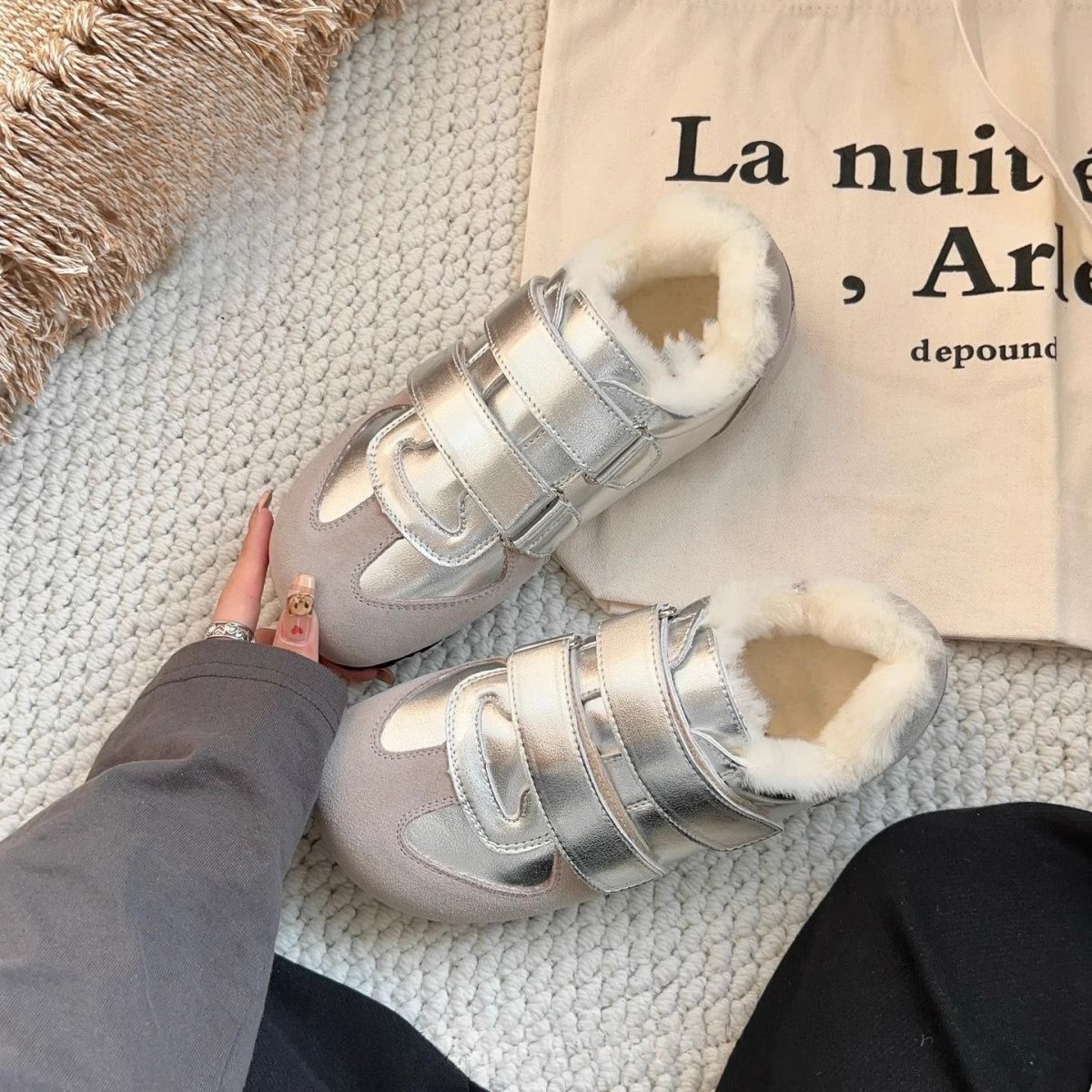 【奶油泡芙】魔术贴小白鞋女德训鞋2023拼色低跟百搭加绒休闲板鞋