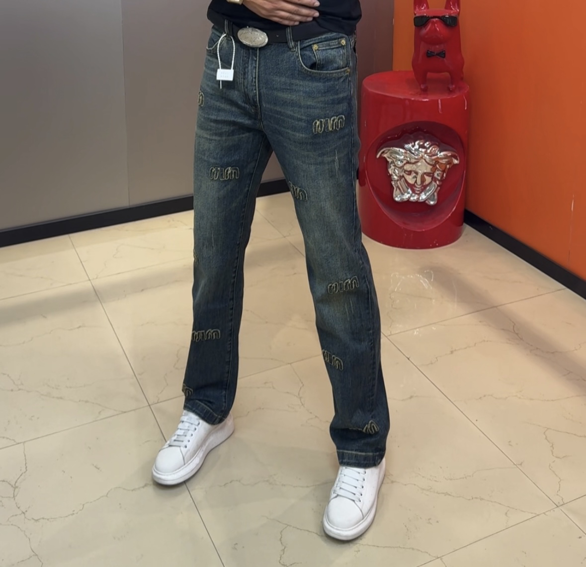 秋季复古蓝潮流个性提花字母男士直筒牛仔裤