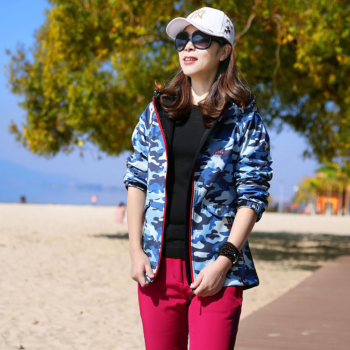 雪丘岛秋冬新款软壳衣迷彩软壳抓绒冲锋衣保暖防风透气防泼水女式