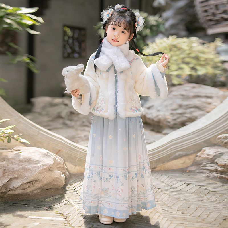儿童汉服女童冬季国风冬款古装加厚冬款马面裙过年宝宝拜年服套装