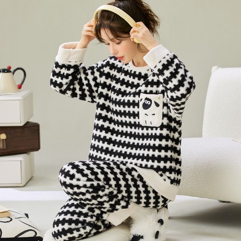 女士爆款套头睡衣2024秋冬季新款保暖加绒时尚宽松家居服套装