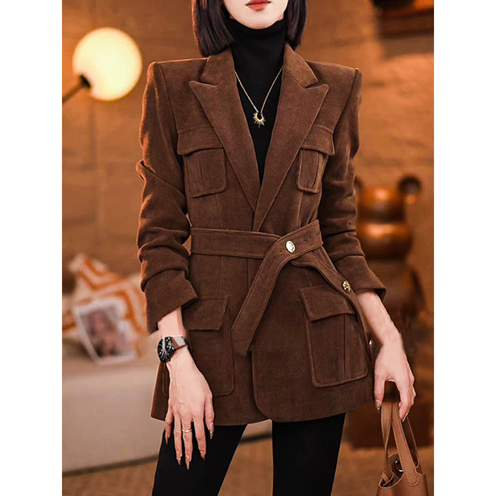 今年流行漂亮美拉德穿搭高级感超好看小香风棕色灯芯绒西装外套冬