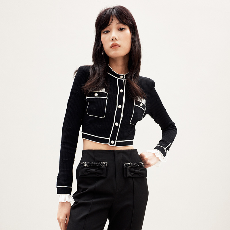 《李易行》le fame/拉飞姆秋冬新品黑白针织衫蝴蝶结小香风针织开衫