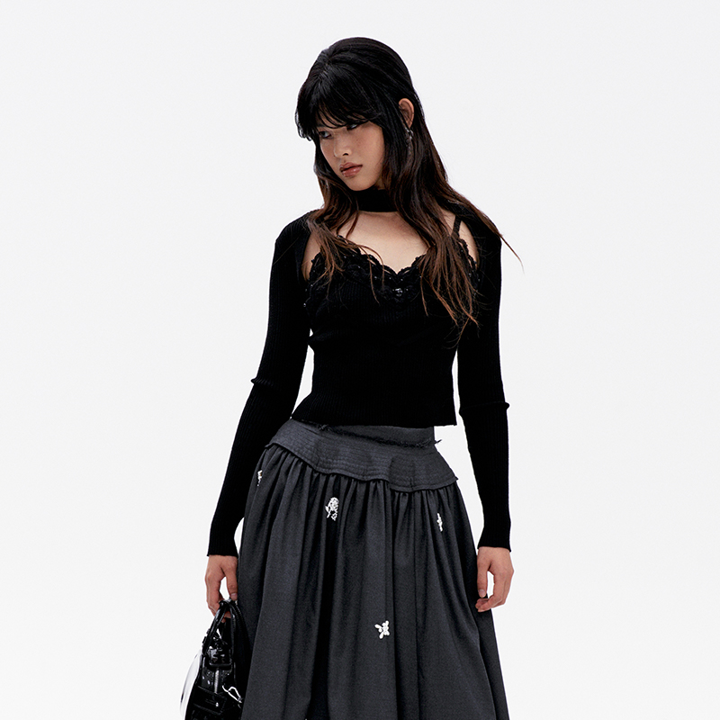 LE FAME/拉飞姆冬季假两件修身心机感短款上衣打底衫