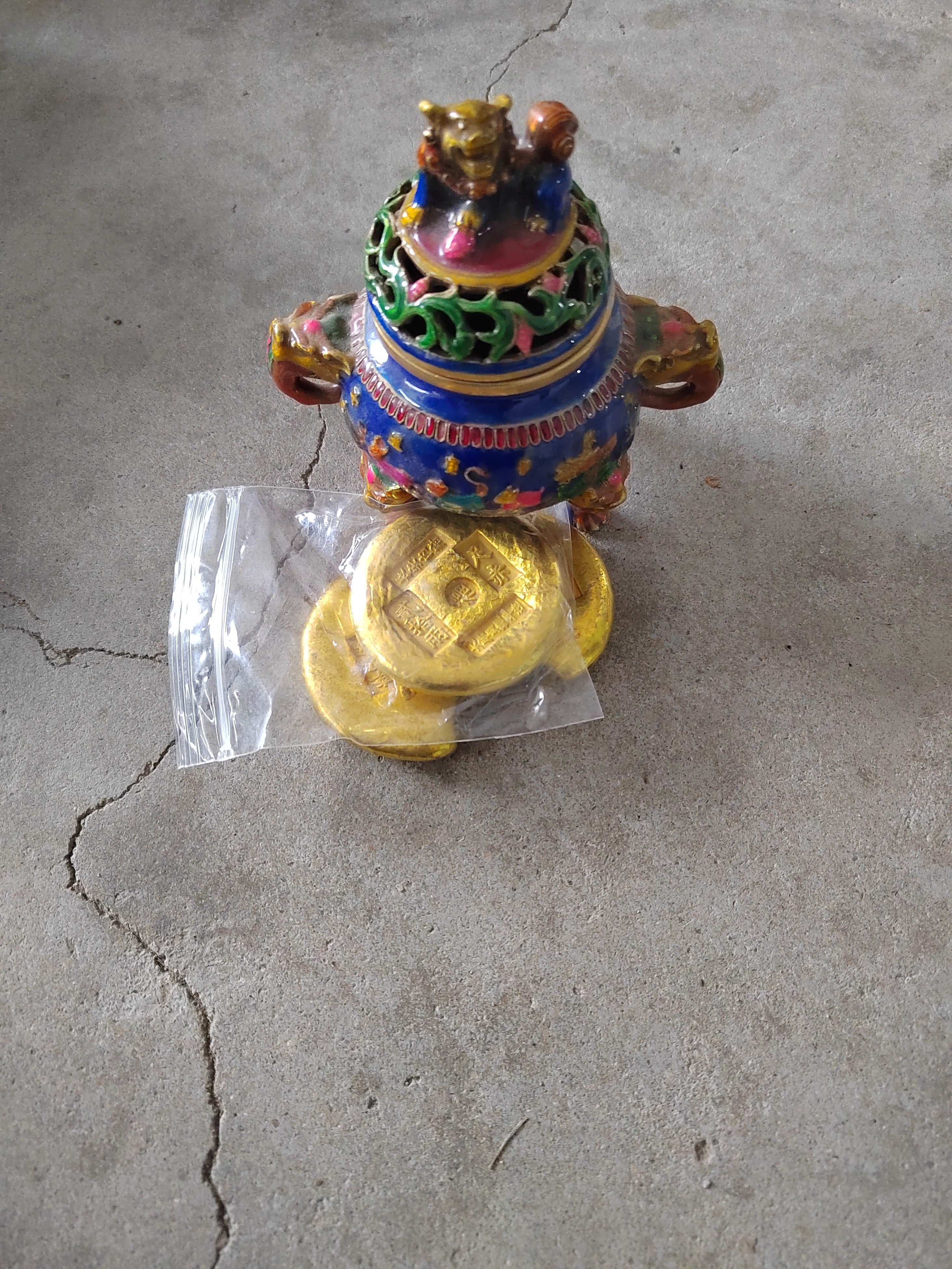 景泰蓝手工掐金丝香炉