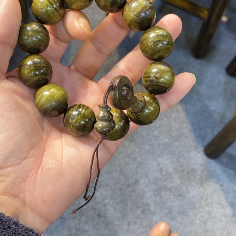 【闪购商品】楠木政**宁手串好的