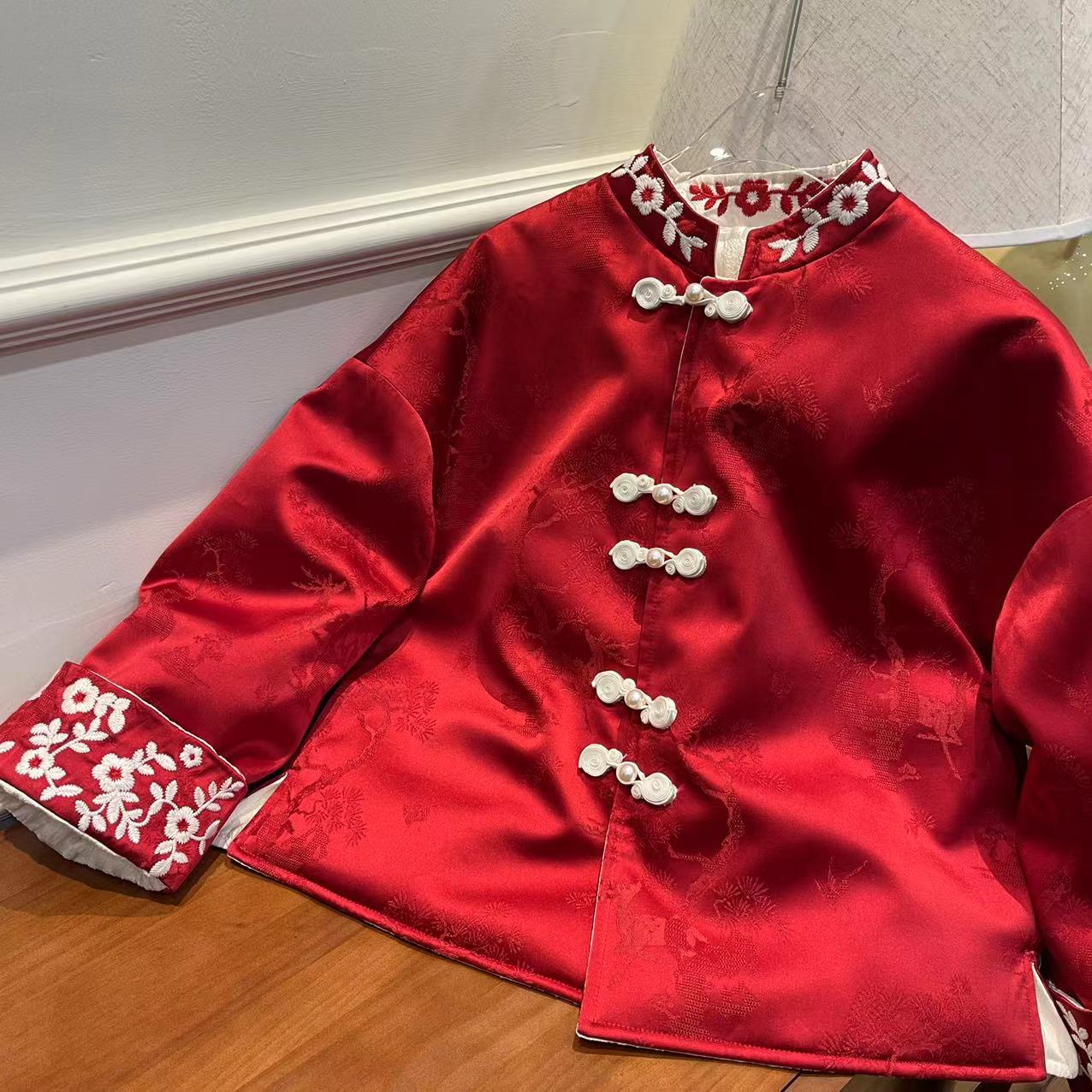【喜儿定制】冬季新款女童中式红色白色双面外套年服汉服国风短款