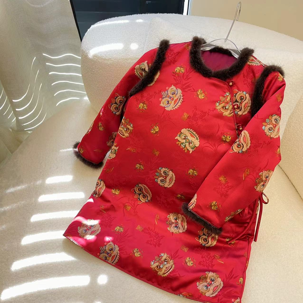 【喜儿定制】冬季新款新中式设计师重工时尚红色年服棉服汉服外套