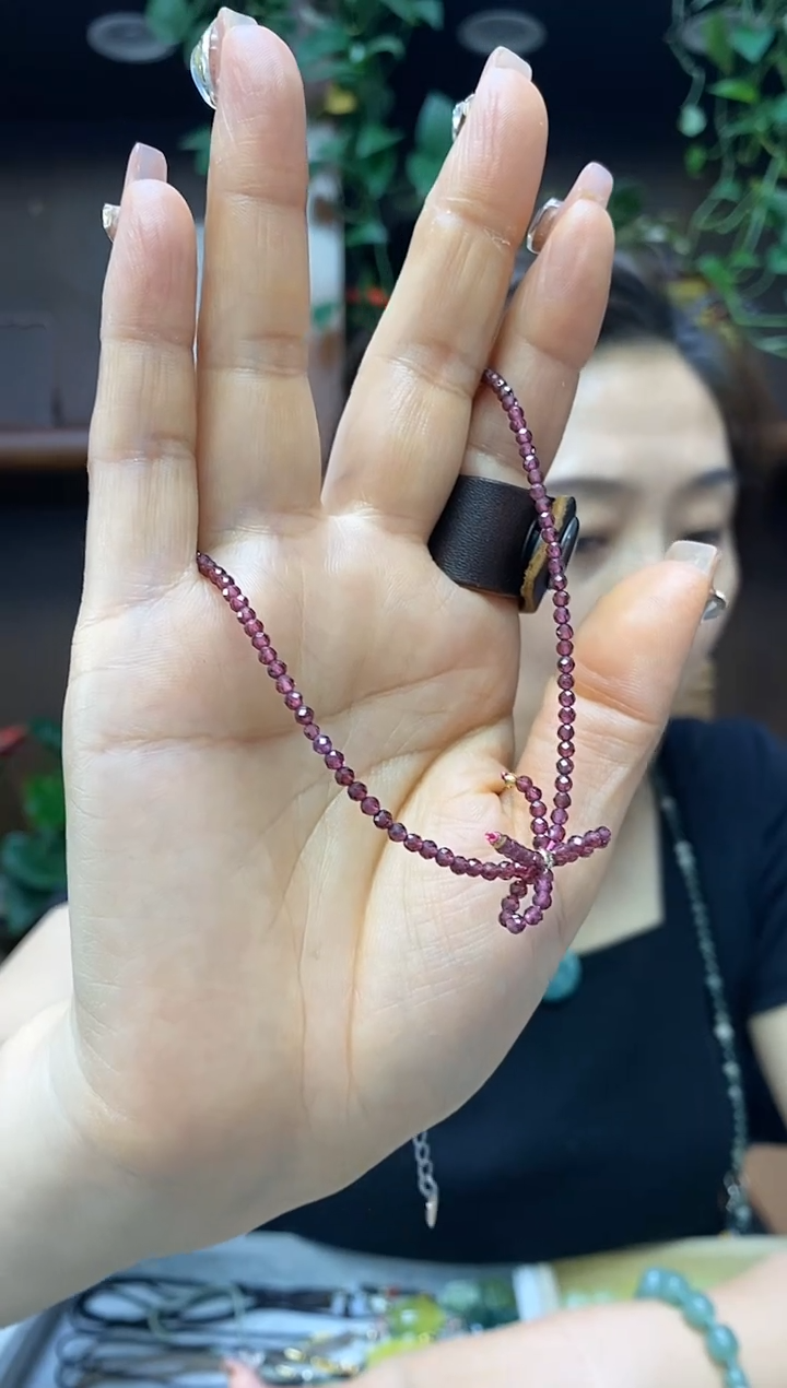 【闪购商品】石榴石吊坠未镶嵌·