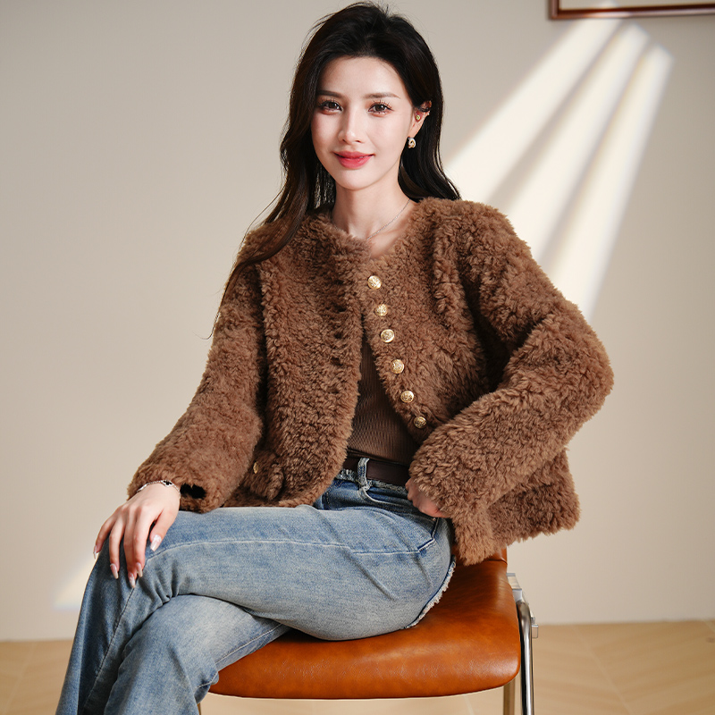 冬日必备！羊羔毛皮毛一体外套，慵懒风小个子也能驾驭的高级感