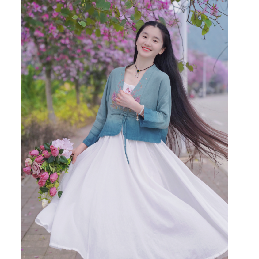 《绿荷》亚麻吊染工艺上衣/