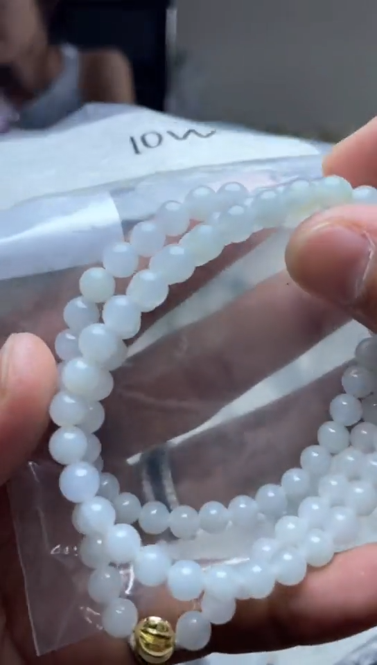 【闪购商品】定制翡翠未镶嵌珠串