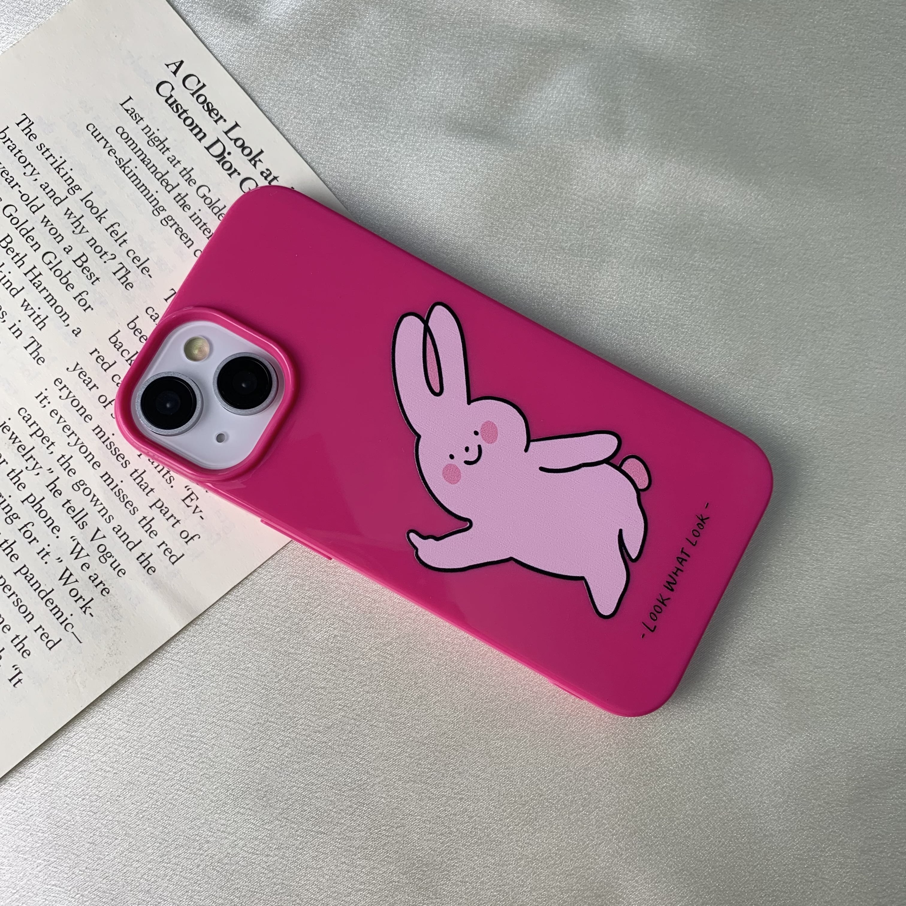 竖中指的小拽兔iPhone14苹果13Promax手机壳12小众11日韩个性xr软