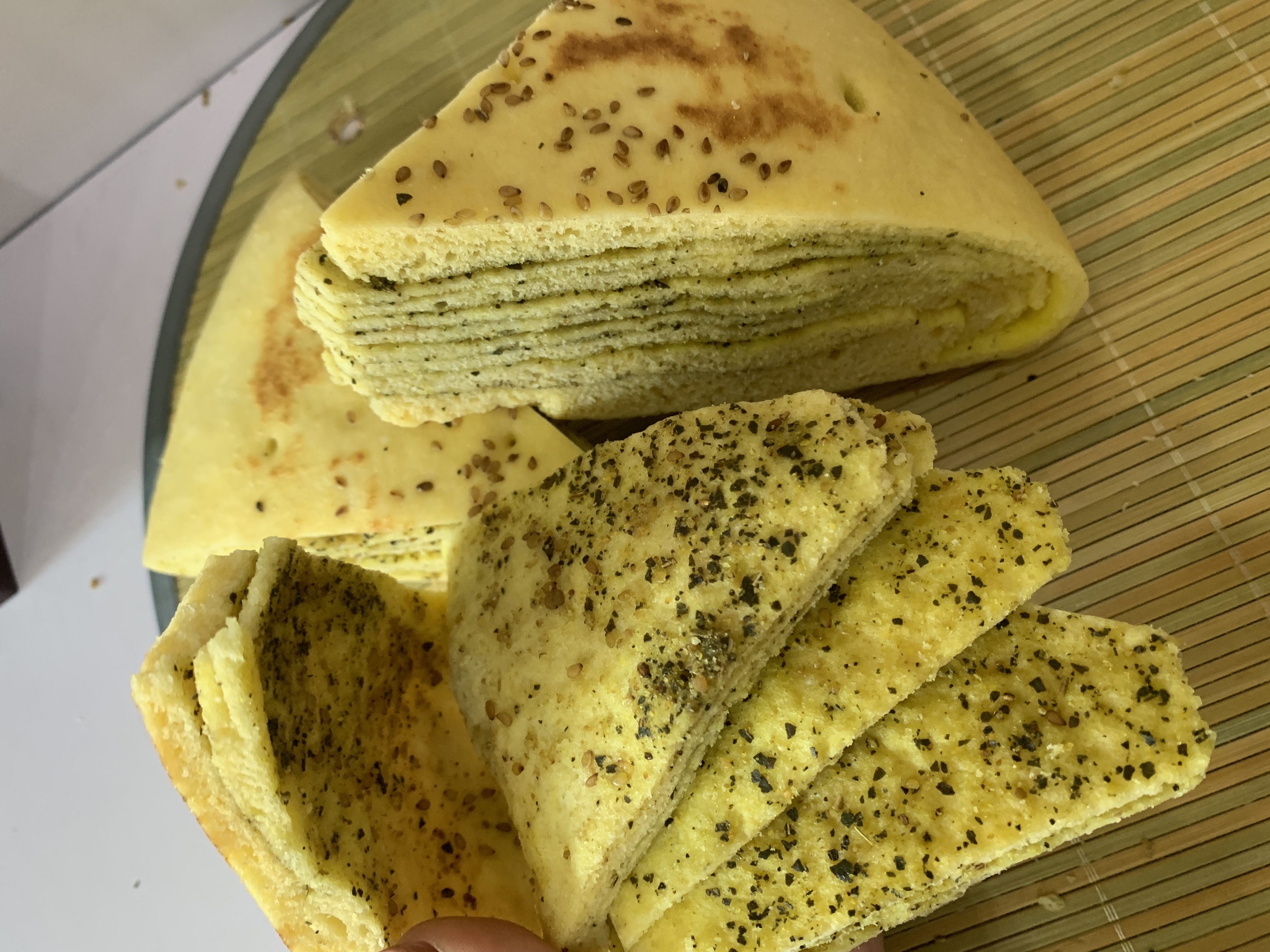 粗粮玉米面芝麻椒叶千层大饼2100克京东或顺丰包邮