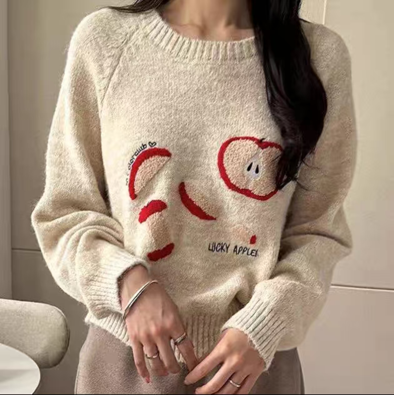 「吃个苹果」韩系趣味绣苹果长袖毛衣女秋冬休闲减龄宽松针织上衣