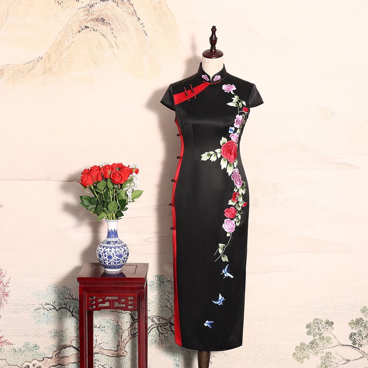 YUANZUEN/袁尊黑红相拼桑蚕丝手推绣旗袍 提花真丝里衬 走秀 网红