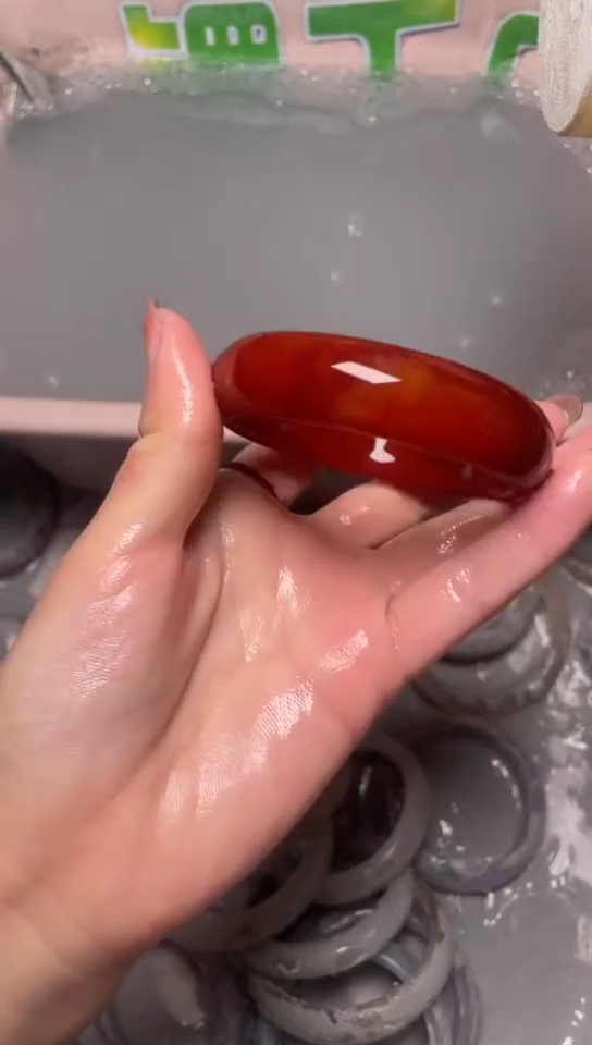 【闪购商品】玛瑙/玉髓手镯未镶嵌58圈口