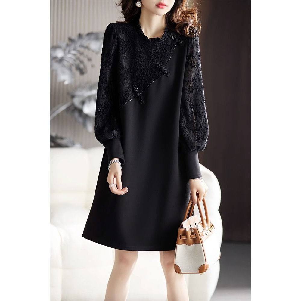 大码气质减龄减龄盘扣拼接蕾丝圆领长袖中长款连衣裙女2025春秋款