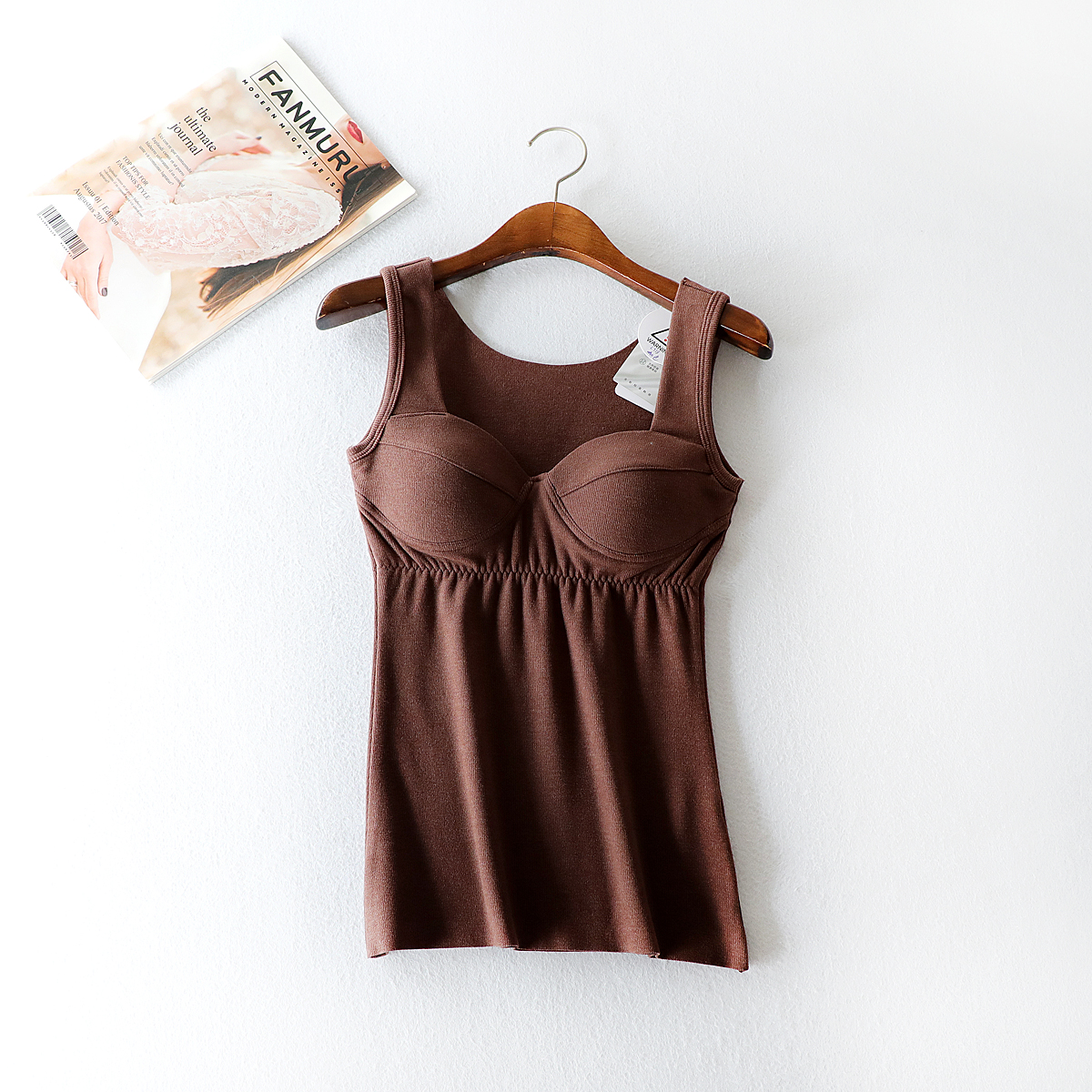 L318  新秋冬款350克双面牙签条保暖女款罩杯背心美背