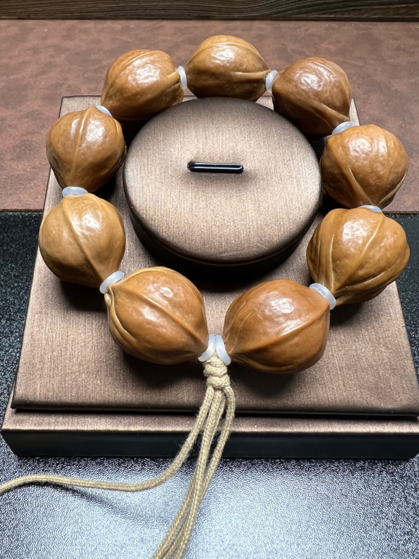 20mm梅林铁核四花橄榄核手串