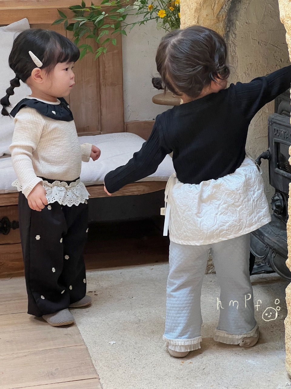 清货！衣服这里拍！下单拍价格备注编码和抖音名字，no退no换看清楚