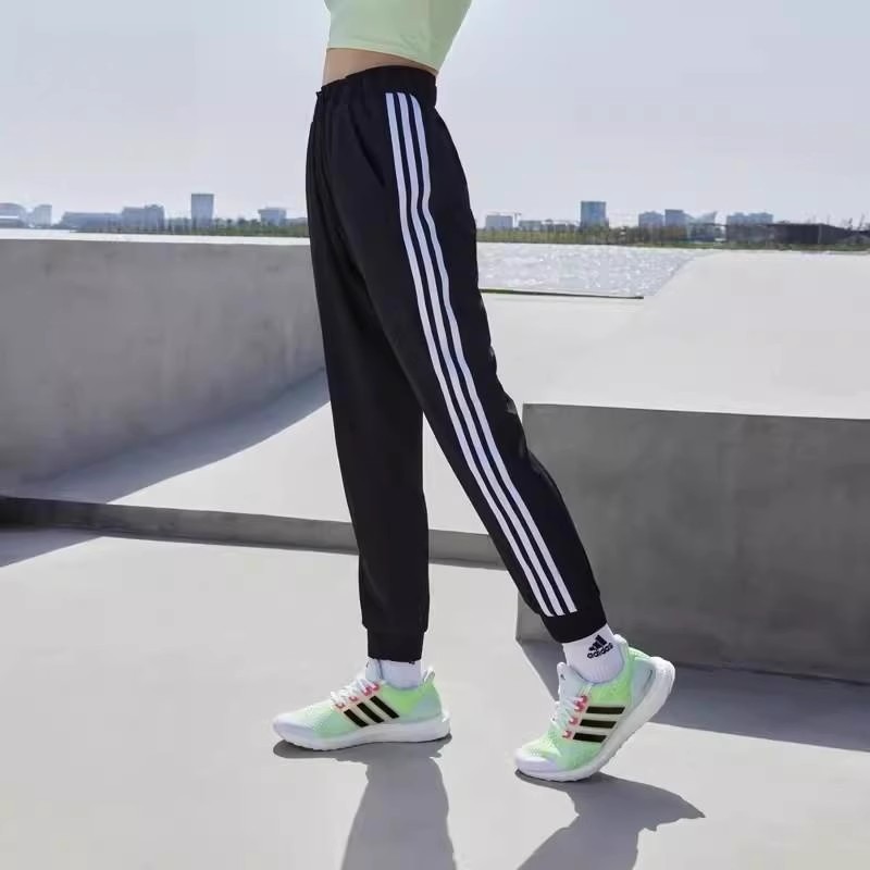 adidas女裤2023新款爆款运动训练裤时尚经典休闲裤长裤GF0112   