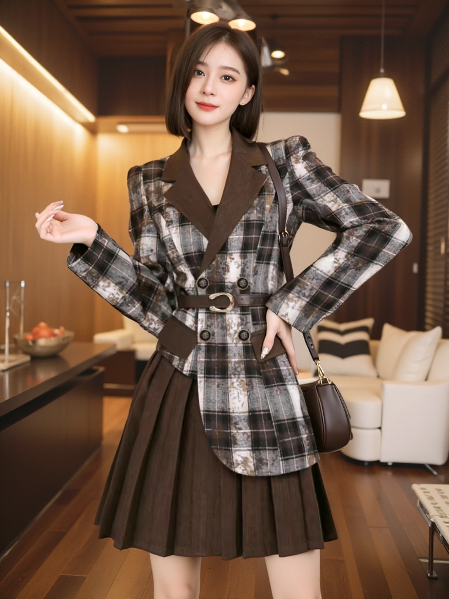 300斤特大码女装胖mm西装领假两件长袖连衣裙2025深秋新款高级感