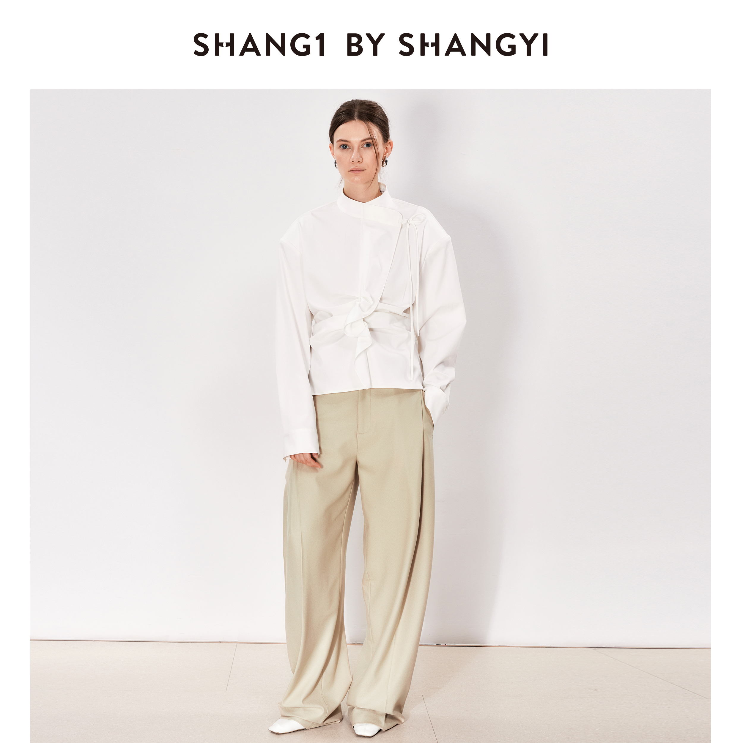SHANG1 BY SHANG YI后系扣波浪领衬衫S24BT24