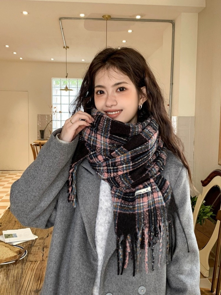 圣诞黑粉围巾~新年红格ins小众学生披肩韩百搭情侣男冬少女多功能