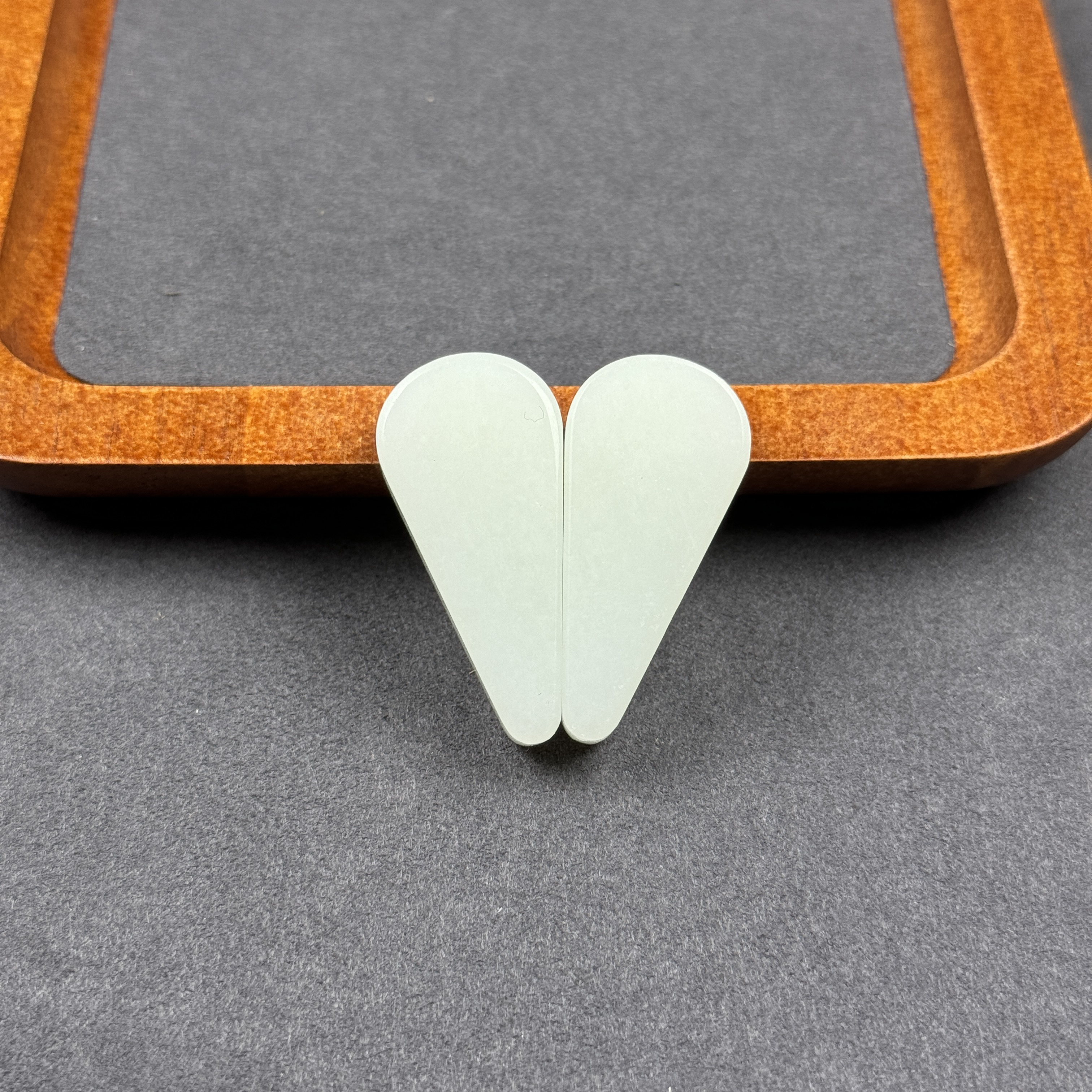 和田玉心心相印小吊坠