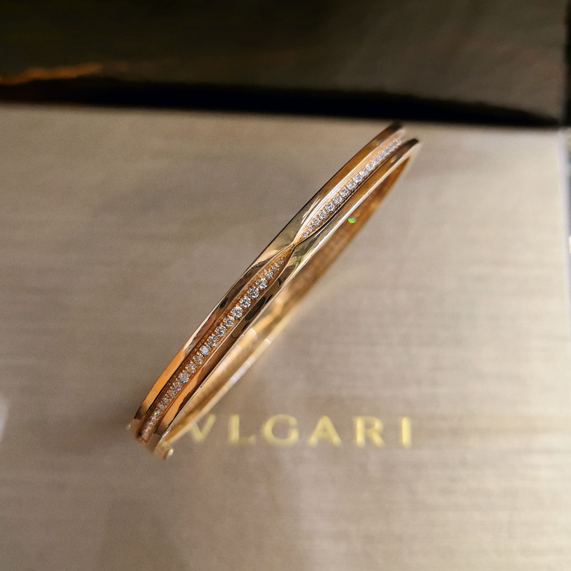 99新 BVLGARI/宝格丽 单环满钻手镯 玫瑰金 盒 M