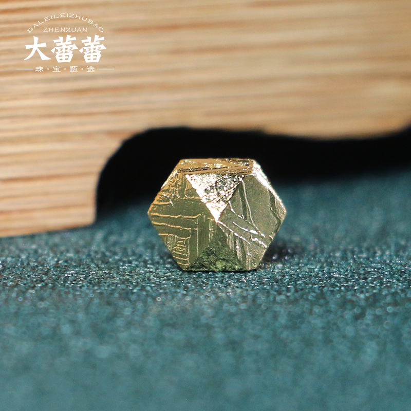 【大蕾蕾推荐】金色天铁八棱珠/颗（多样性）