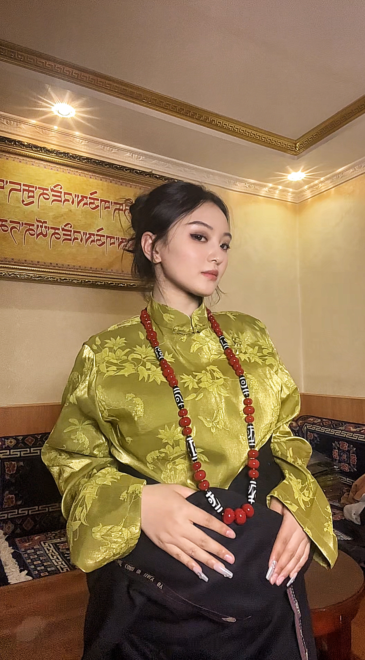 印花款藏式内搭上衣藏衣盘扣藏装民族风百搭新款女士衬衣