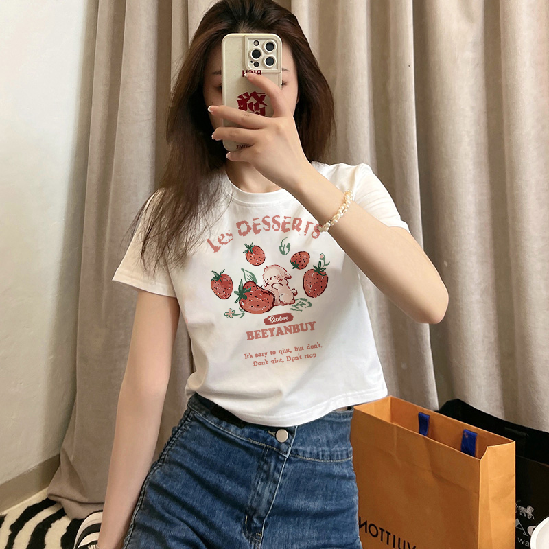 黑色正肩短袖t恤女夏季新款小众法式温柔可爱独特别致小短款上衣