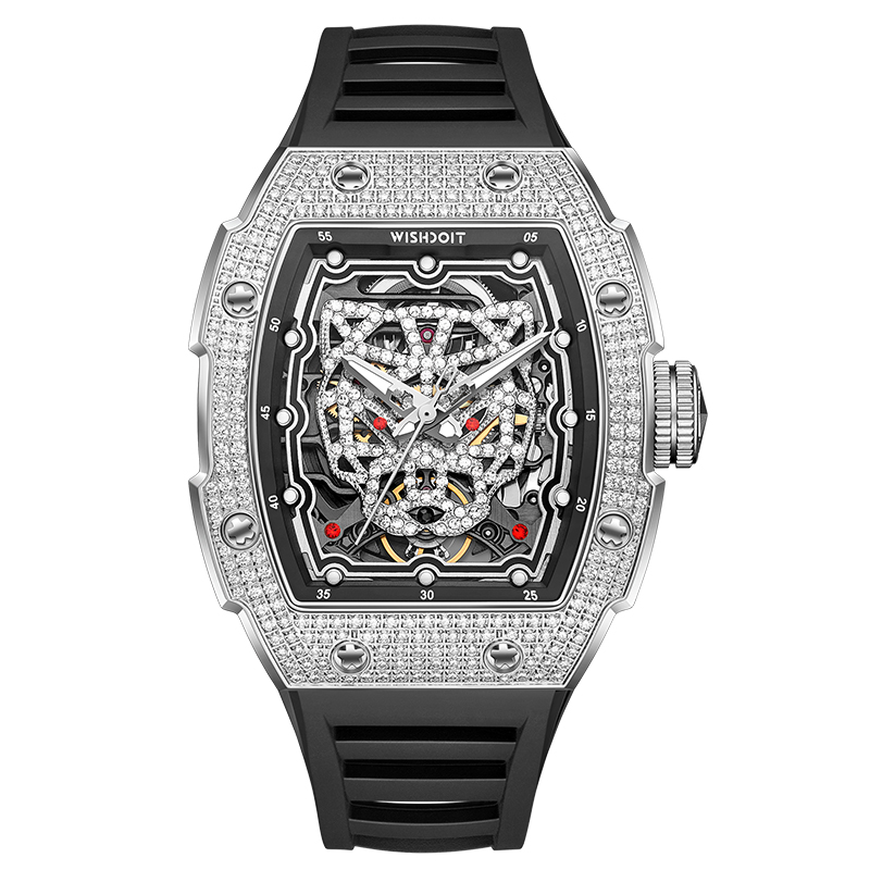 理查三世-《雪豹》售88只男士腕表贝