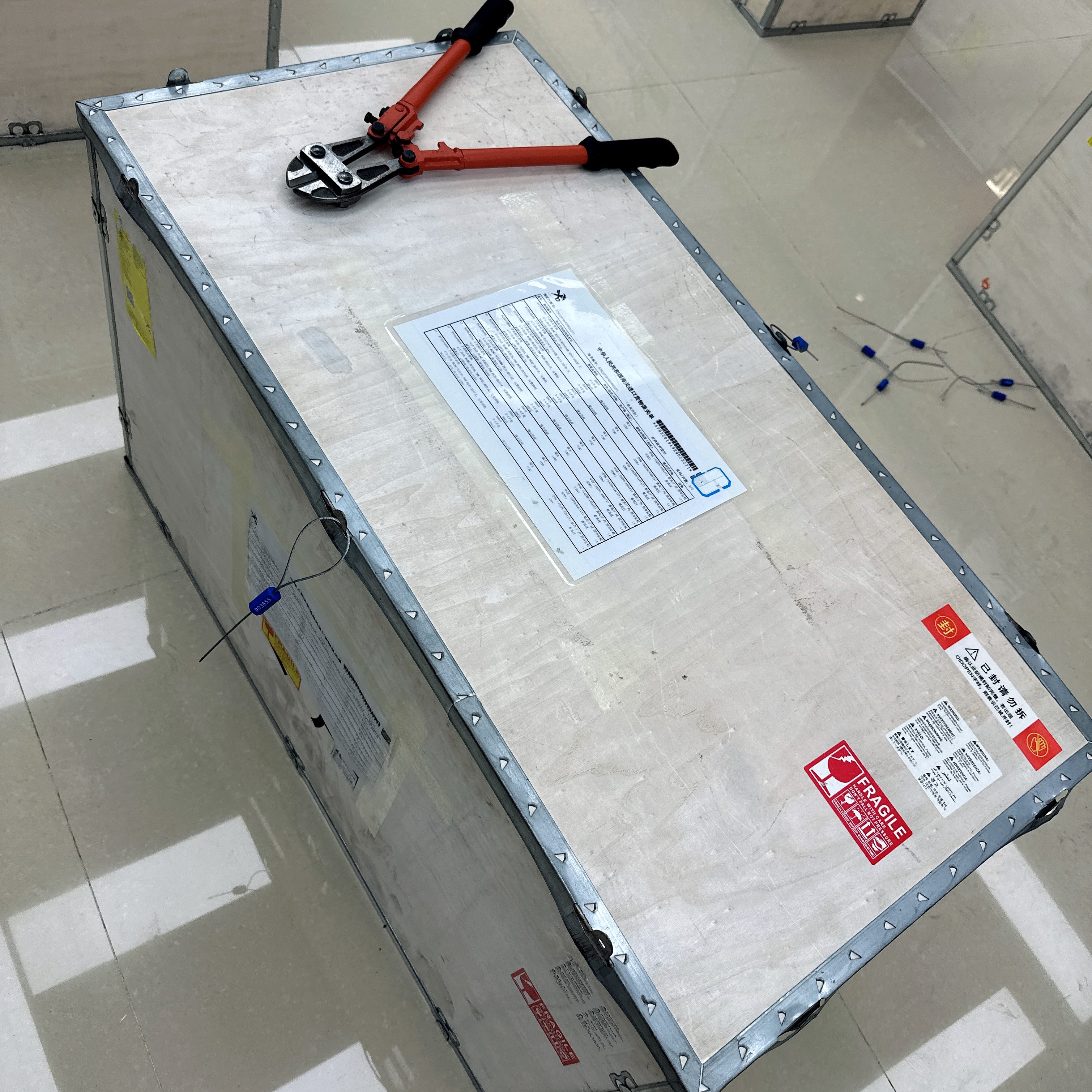 JBw全新未使用恭喜开业线上男表9