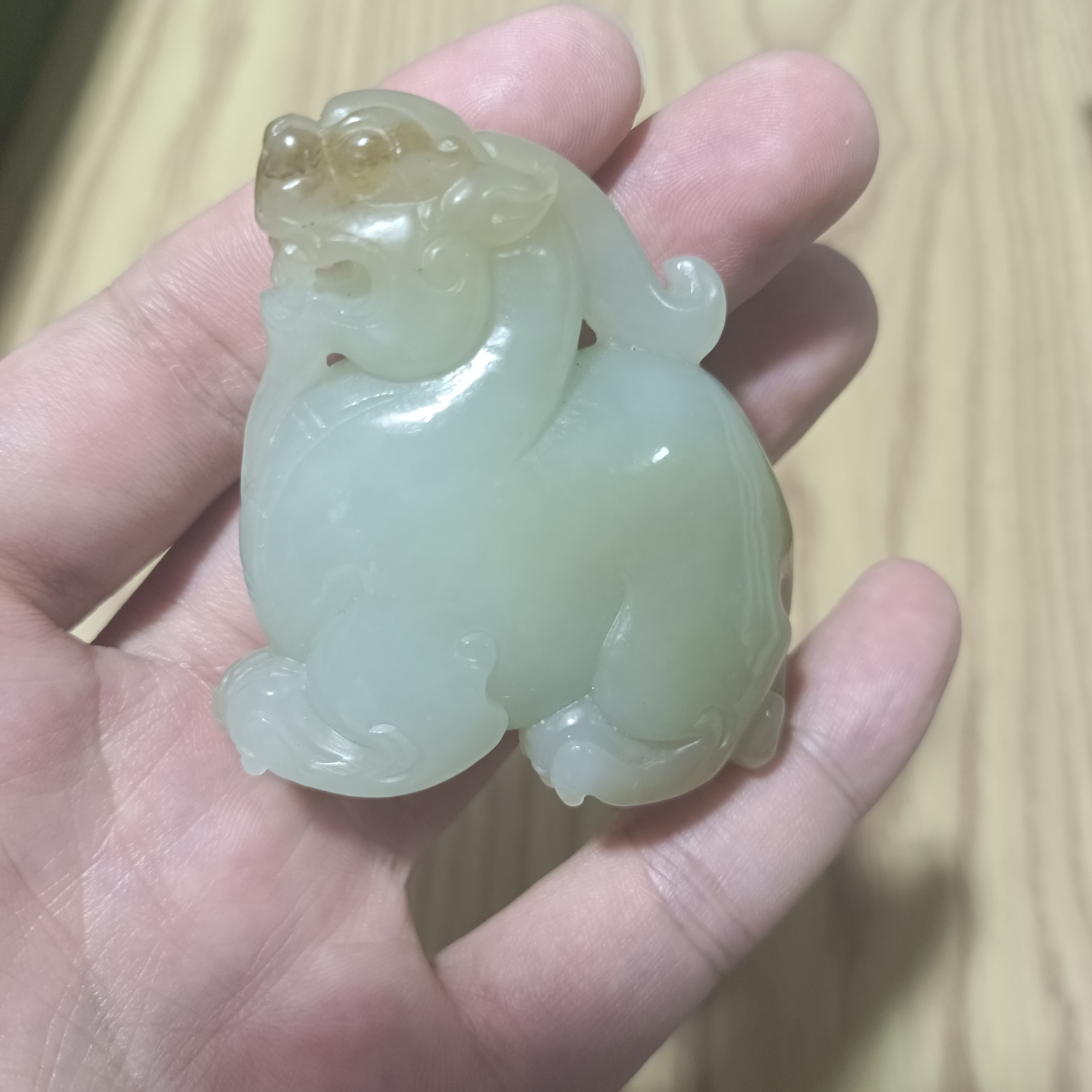 新疆和田玉仿古貔貅望天犼手把件摆件糖白料古风52.7×28.7×51.4mm