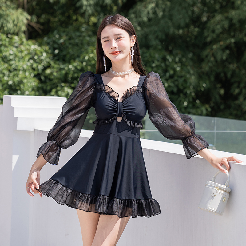 【海岛千金】连体遮肚大码泳衣女显瘦长袖修身ins保守裙式温泉度假