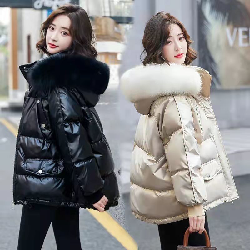 雪中飞短款服女2023新款洋气休闲免洗亮面加厚冬季外套