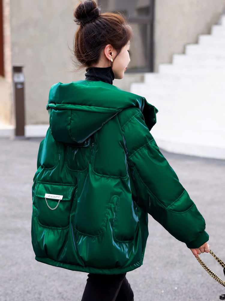 雪中飞亮面服女短款2023冬季新款小个子高端洋气保暖加厚外套