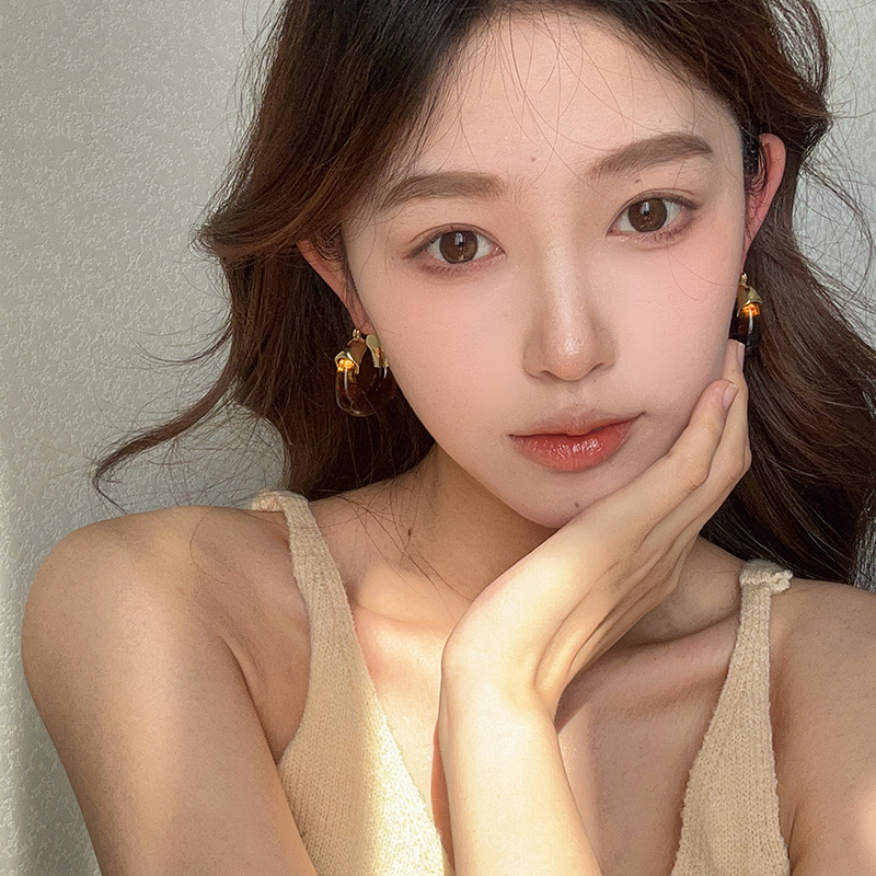 oushipei/欧诗佩 铜合金树脂耳饰 欧美复古个性耳圈U型耳扣女耳环