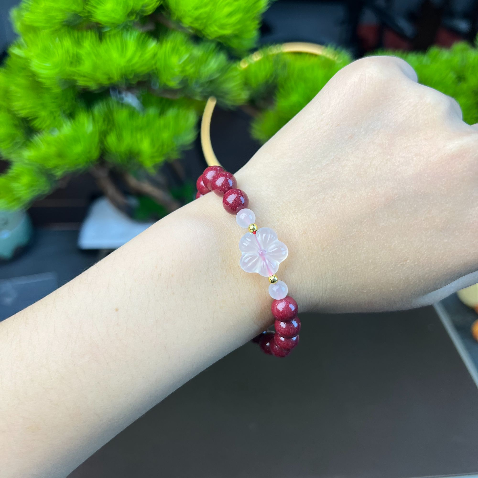 含辰砂工艺品高含量紫金砂朱砂+玛瑙花开富贵设计款8m女生手串